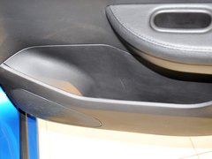2012款 1.6L 自动 两厢 舒适版