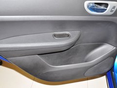 2012款 1.6L 自动 两厢 舒适版