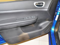 2012款 1.6L 自动 两厢 舒适版