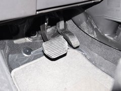 2012款 1.6L 自动 两厢 舒适版