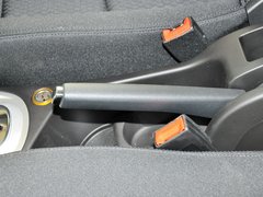 2012款 1.6L 自动 两厢 舒适版