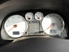 2012款 1.6L 自动 两厢 舒适版