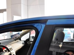 2012款 1.6L 自动 两厢 舒适版