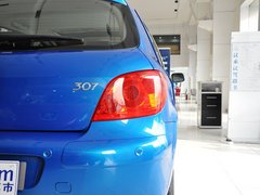 2012款 1.6L 自动 两厢 舒适版