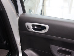 2012款 1.6L 自动 两厢 舒适版