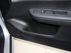 2012款 1.6L 自动 两厢 舒适版