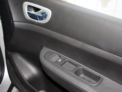 2012款 1.6L 自动 两厢 舒适版