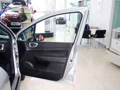 2012款 1.6L 自动 两厢 舒适版