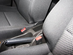 2012款 1.6L 自动 两厢 舒适版