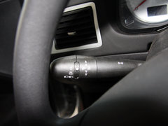 2012款 1.6L 自动 两厢 舒适版