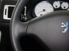 2012款 1.6L 自动 两厢 舒适版