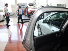 2012款 1.6L 自动 两厢 舒适版
