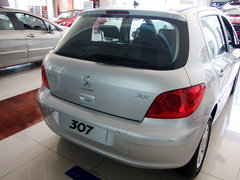 2012款 1.6L 自动 两厢 舒适版