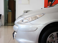 2012款 1.6L 自动 两厢 舒适版