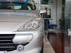 2012款 1.6L 自动 两厢 舒适版