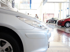 2012款 1.6L 自动 两厢 舒适版