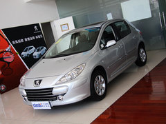 2012款 1.6L 自动 两厢 舒适版