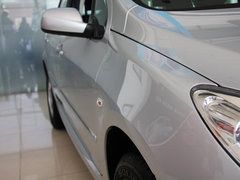 2012款 1.6L 自动 两厢 舒适版