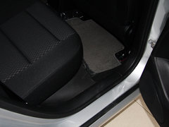 2012款 1.6L 自动 两厢 舒适版