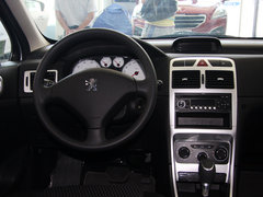 2012款 1.6L 自动 两厢 舒适版