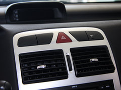 2012款 1.6L 自动 两厢 舒适版