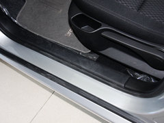 2012款 1.6L 自动 两厢 舒适版