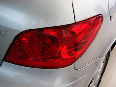 2012款 1.6L 自动 两厢 舒适版
