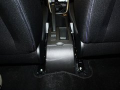 2012款 1.6L 手动 Cross