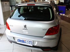 2012款 1.6L 自动 Cross
