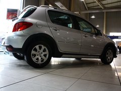2012款 1.6L 自動 Cross