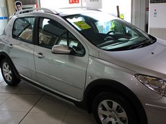 2012款 1.6L 自動 Cross
