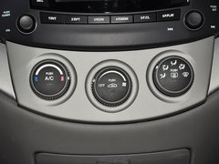 2012款 1.5L 手动 豪华型