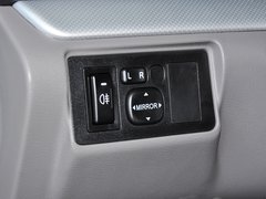 2012款 1.5L 手动 豪华型