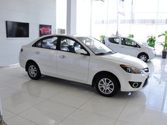 2012款 1.5L 手动 豪华型