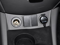 2012款 1.5L 手动 豪华型