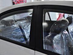 2012款 1.5L 手动 豪华型