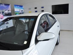 2012款 1.5L 手动 豪华型