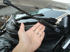 2012款 2.0L 自动 尊贵版 5座