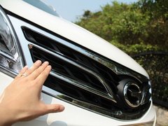 2012款 2.0L 自动 尊贵版 5座