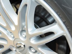 2012款 2.0L 自动 尊贵版 5座