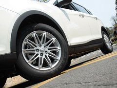 2012款 2.0L 自动 尊贵版 5座