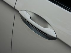 2012款 2.0L 自动 尊贵版 5座