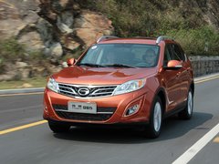 2012款 2.0L 自动 尊贵版 5座