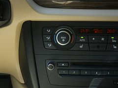 宝马X1 2012款 xDrive20i 2.0T 豪华型 5座