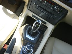 宝马X1 2012款 xDrive20i 2.0T 豪华型 5座