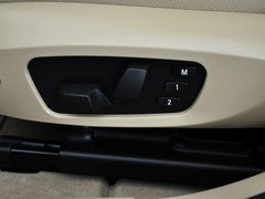 宝马X1 2012款 xDrive28i 2.0T 领先型 5座