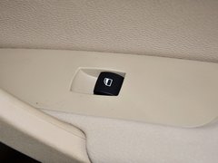 宝马X1 2012款 xDrive28i 2.0T 领先型 5座