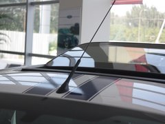2012款 两厢 1.5L 自动 动感限量版