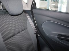 2012款 两厢 1.5L 自动 动感限量版