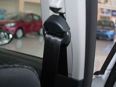 2012款 两厢 1.5L 自动 动感限量版